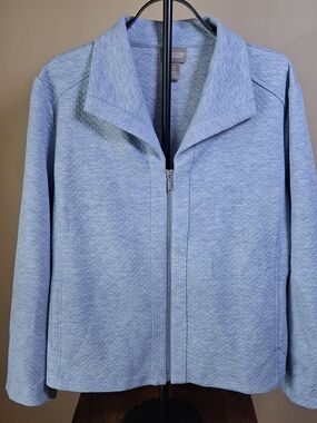 Chico's Women's Light Blue Quilted Zip Front Cardigan Jacket; Size 3